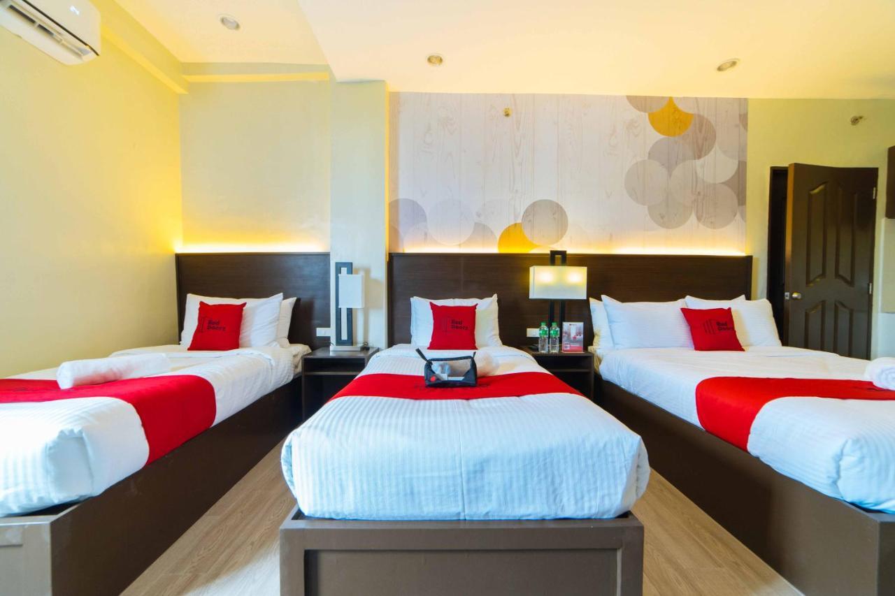 Reddoorz Premium @ Sta Rosa Tagaytay Road Otel Silang Dış mekan fotoğraf