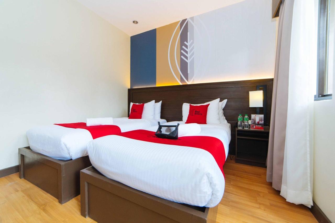 Reddoorz Premium @ Sta Rosa Tagaytay Road Otel Silang Dış mekan fotoğraf