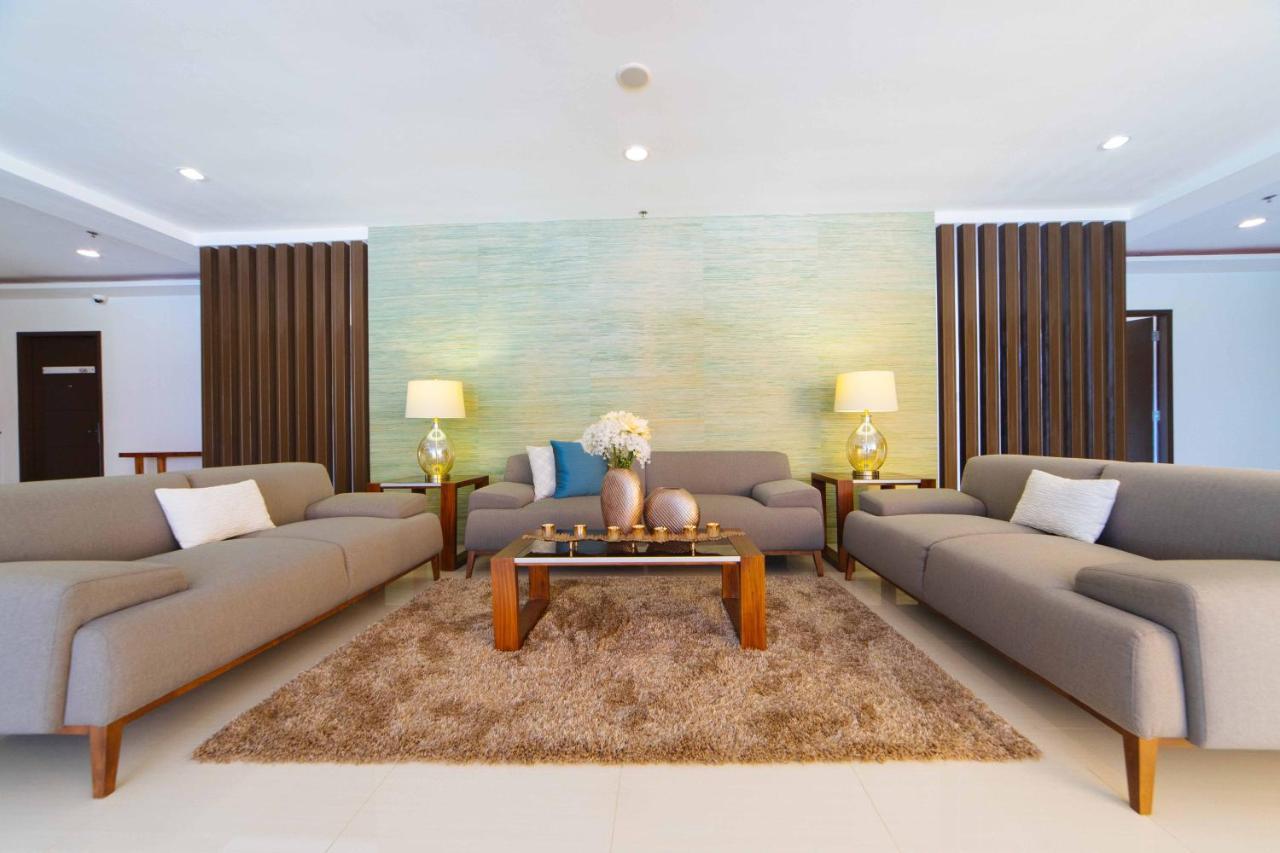 Reddoorz Premium @ Sta Rosa Tagaytay Road Otel Silang Dış mekan fotoğraf
