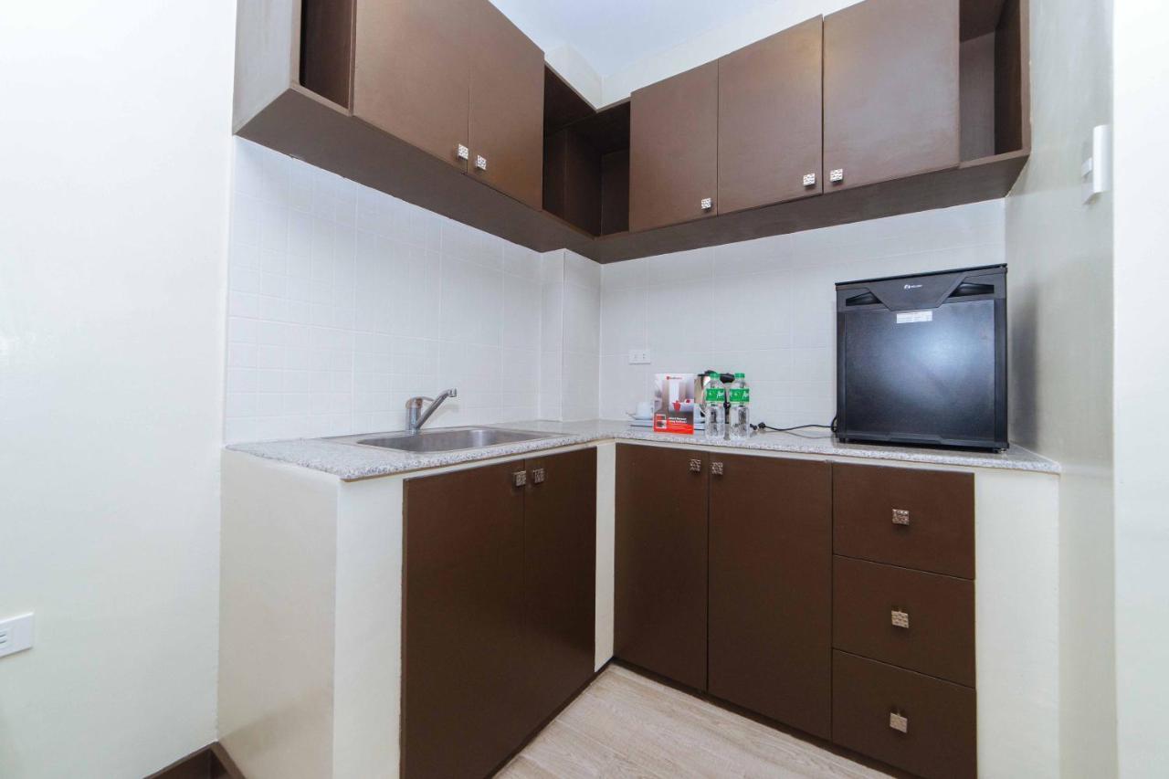 Reddoorz Premium @ Sta Rosa Tagaytay Road Otel Silang Dış mekan fotoğraf