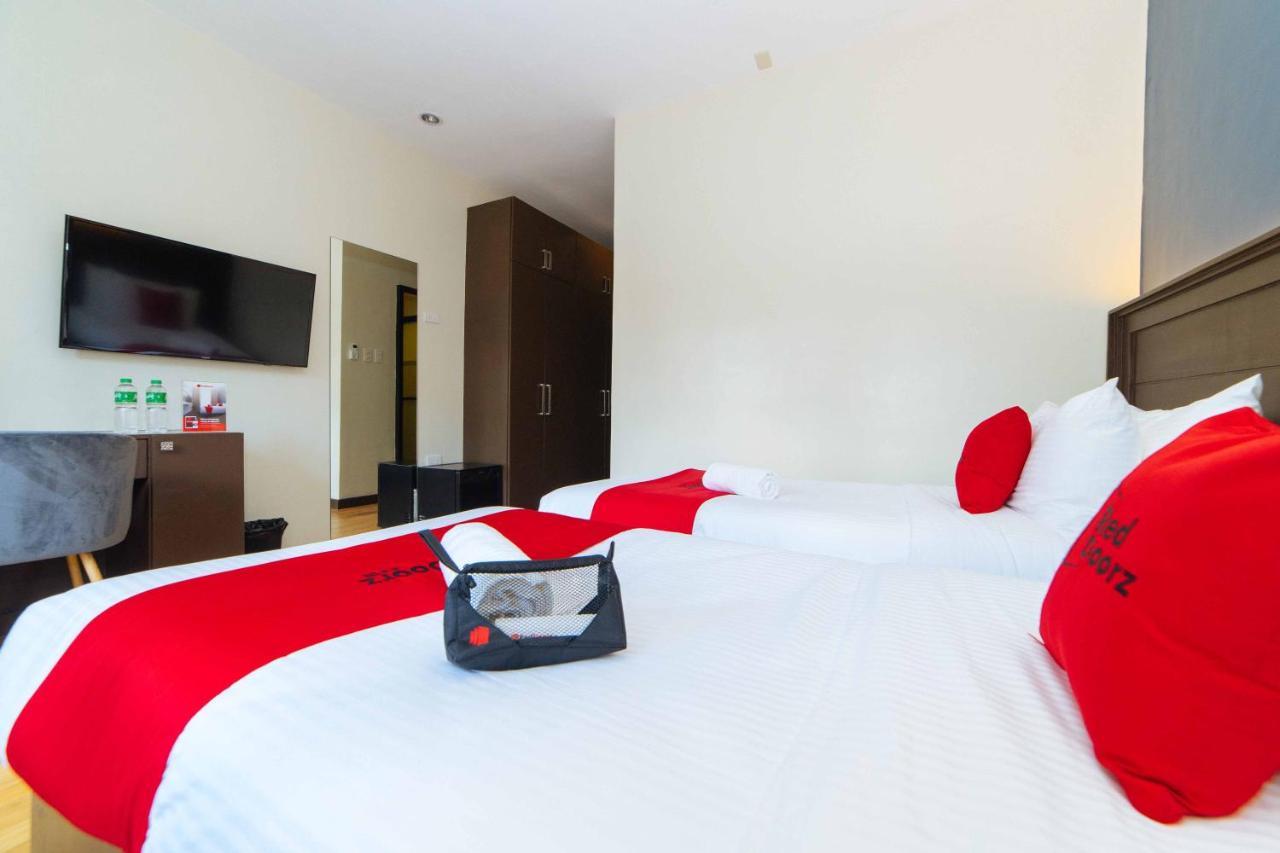 Reddoorz Premium @ Sta Rosa Tagaytay Road Otel Silang Dış mekan fotoğraf