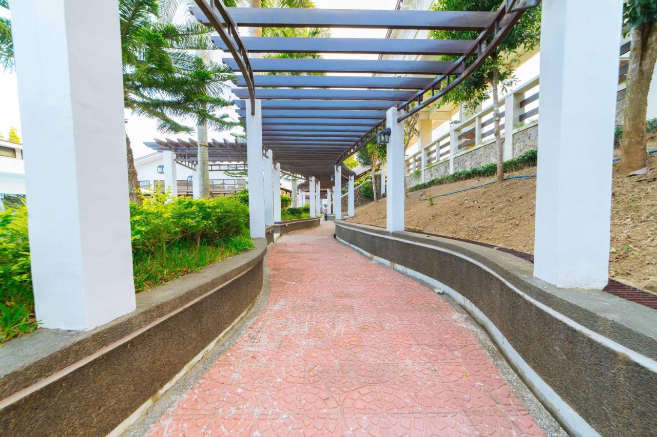 Reddoorz Premium @ Sta Rosa Tagaytay Road Otel Silang Dış mekan fotoğraf