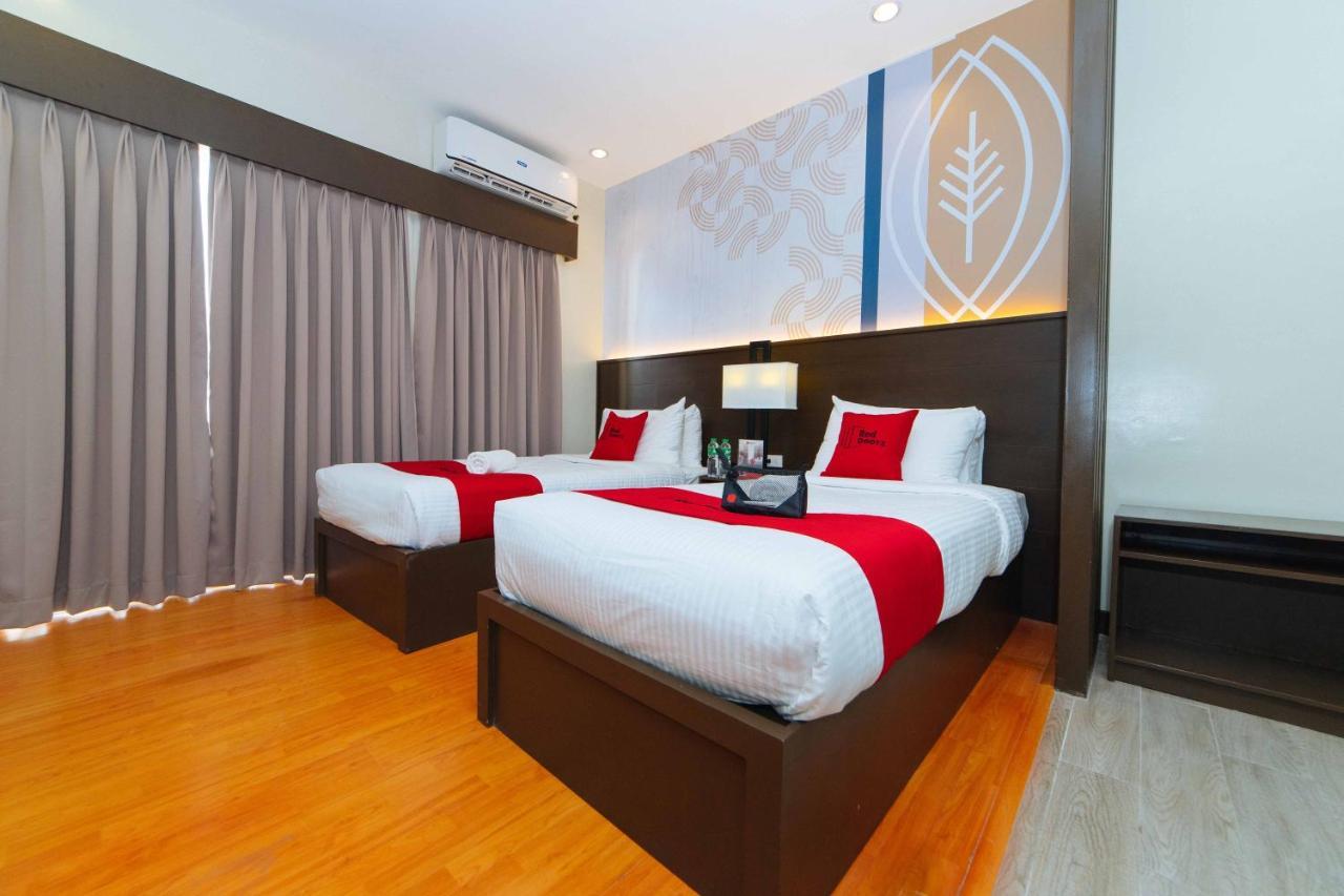 Reddoorz Premium @ Sta Rosa Tagaytay Road Otel Silang Dış mekan fotoğraf