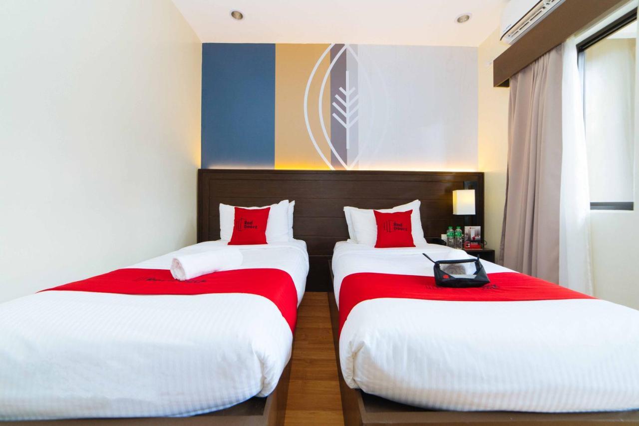Reddoorz Premium @ Sta Rosa Tagaytay Road Otel Silang Dış mekan fotoğraf