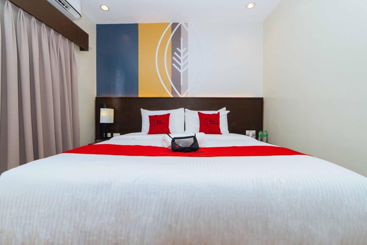 Reddoorz Premium @ Sta Rosa Tagaytay Road Otel Silang Dış mekan fotoğraf