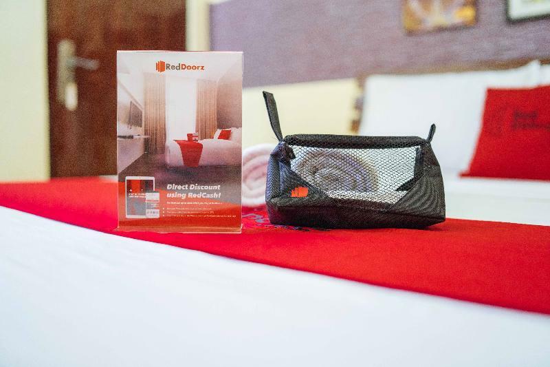 Reddoorz Premium @ Sta Rosa Tagaytay Road Otel Silang Dış mekan fotoğraf