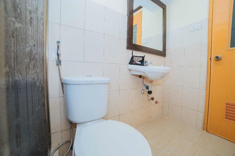 Reddoorz Premium @ Sta Rosa Tagaytay Road Otel Silang Dış mekan fotoğraf